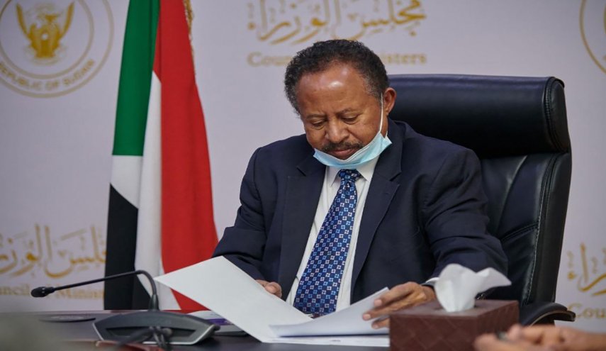 حمدوك يتلقى رسالة من الرئيس الإريتري تناولت تطورات الأوضاع بإثيوبيا