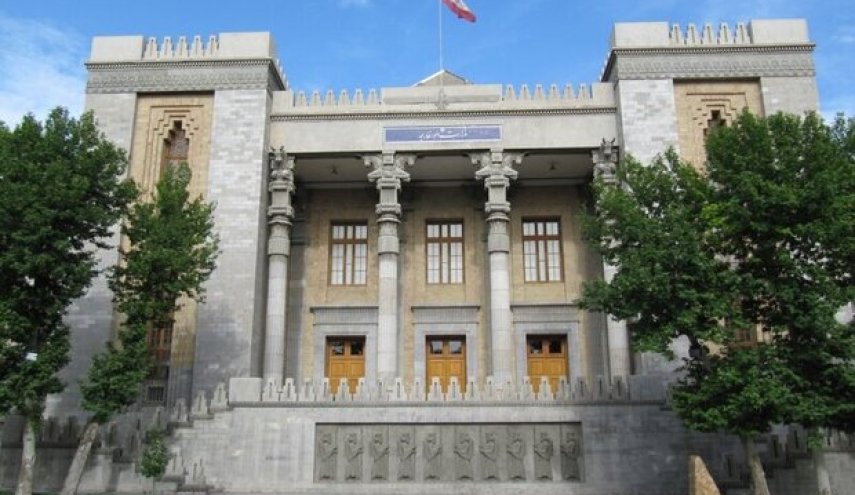 الخارجية الايرانية تستدعي السفير الروماني