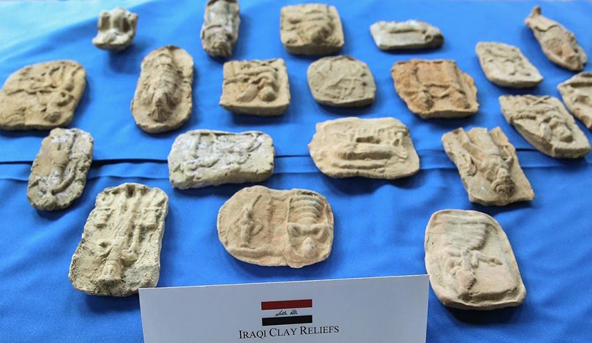 العراق يسترد 17 ألفًا و338 قطعة أثرية مهربة
