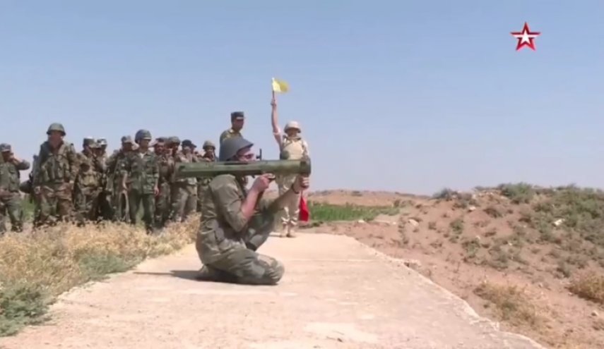 الجيش السوري يتدرب على استخدام القاذفات المحمولة