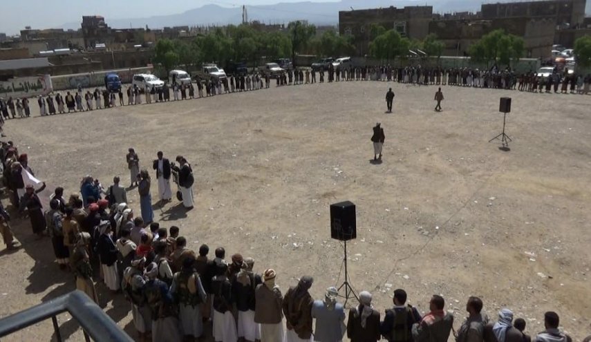 اليمن.. وقفة احتجاجية بمحافظة عمران تنديداً بالحصار و العدوان