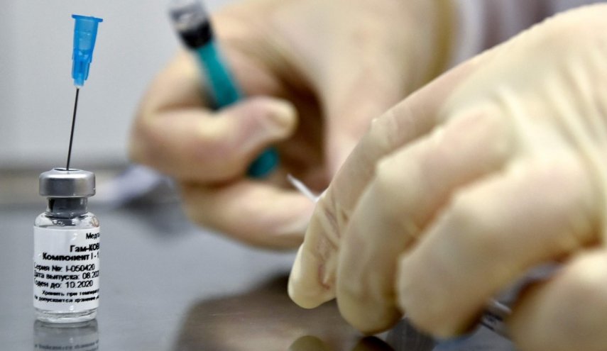 ماذا يجب أن تفعل إذا أُصبت بكورونا بعد تلقي اللقاح؟