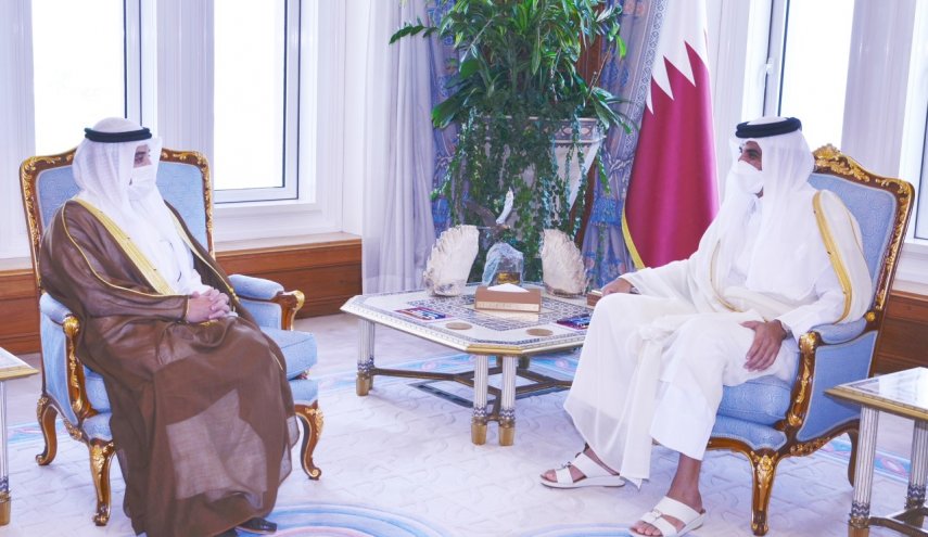 رسالة من أمير الكويت الى نظيره القطري..وهذا مضمونها