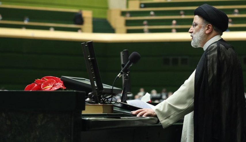 أبرز القضايا التي طرحها الرئيس الايراني خلال دراسة أهلية وزراء حكومته