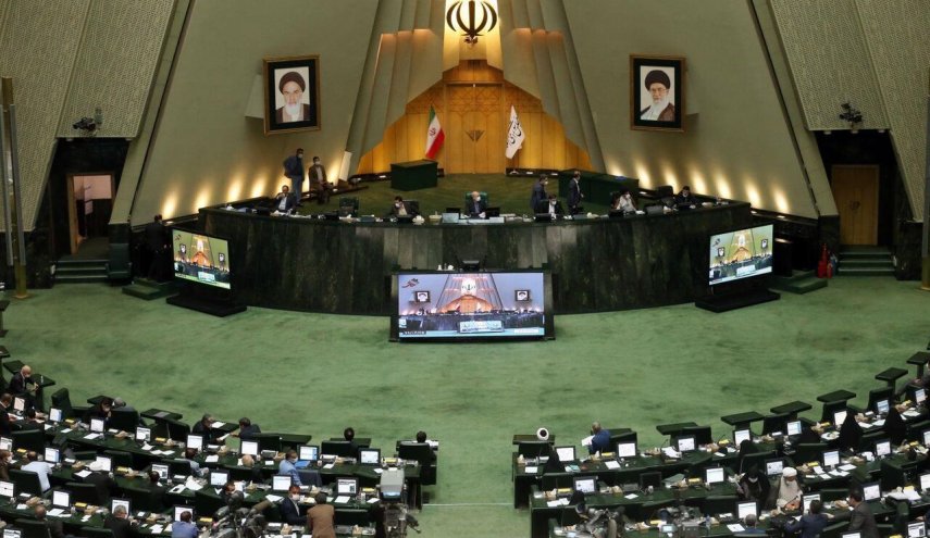 البرلمان يعقد جلسته السابعة للبت في أهلية الوزراء المقترحين
