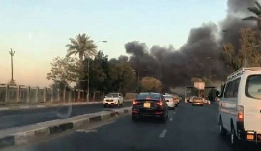 العراق...حريق ضخم داخل معمل في حي الشعلة ببغداد
