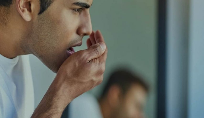  ما خطورة رائحة الفم الكريهة؟