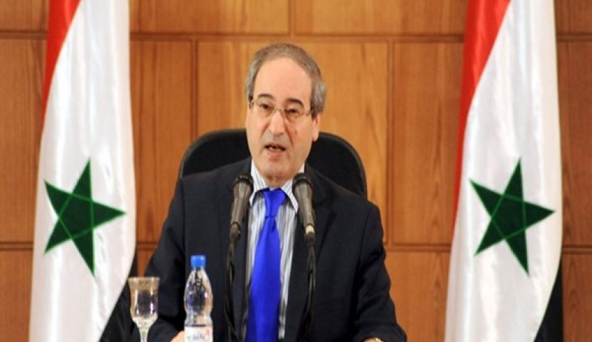 فيصل المقداد يشيد بسماحة قائد الثورة الاسلامية