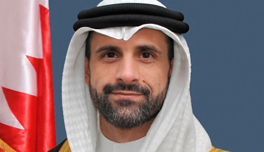 أول سفير بحريني لدى الاحتلال يعلن تسلم مهامه رسمياً

