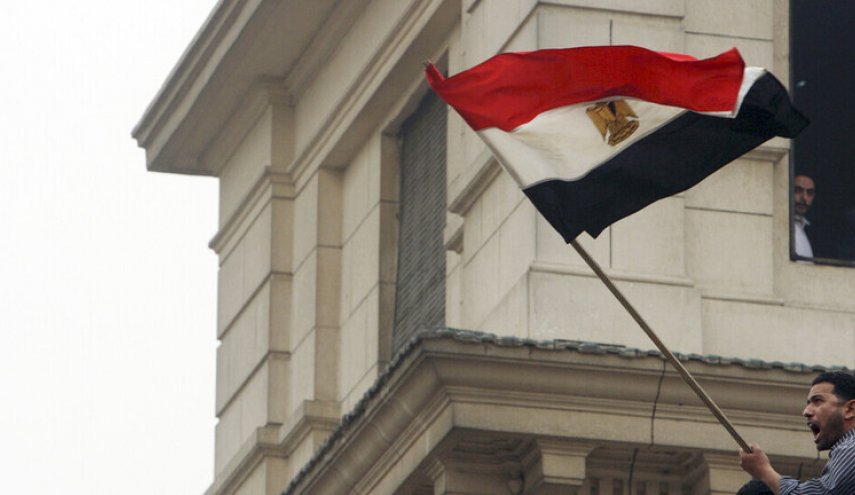 تكرار إدراج 'الإخوان' و45 مصريا من بينهم 7 سيدات على قوائم الإرهاب 
