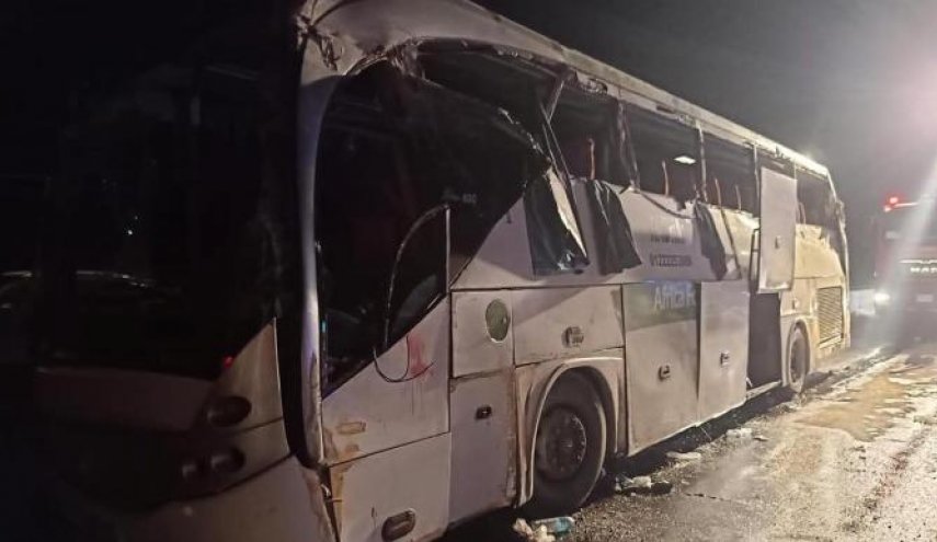 مصرع 11 طفلاً وإصابة 38 آخرين بحادث مروع على طريق السويس-القاهرة