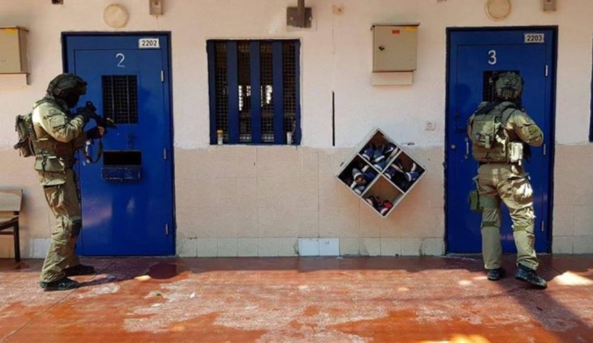 الاحتلال يتجه لإخلاء سجن 'جلبوع' وتوزيع الأسرى على السجون