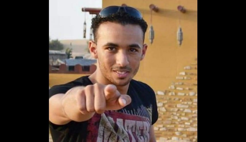 البحرانيون ينعون شهيد القطيف عدنان الشرفا
