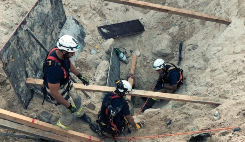 انهيار رملي في مطار الكويت الجديد والبحث عن متواجدين تحت الأنقاض

