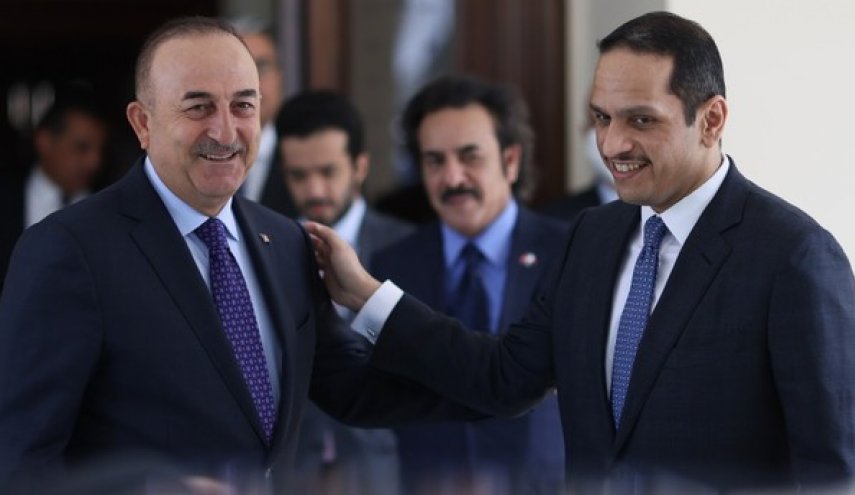 وزير خارجية قطر يبحث ونظيره التركي تطورات الوضع في أفغانستان
