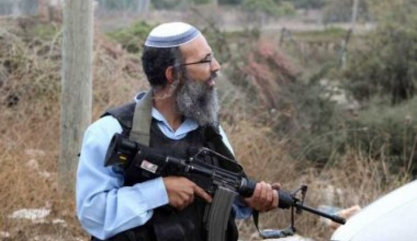 مستوطن إسرائيلي يطلق الرصاص على 3 أطفال فلسطينيين بالضفة