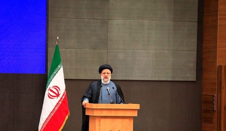 السيد رئيسي: هدفنا في هذه المرحلة تغيير الظروف لمصلحة الشعب وتحسین معیشته