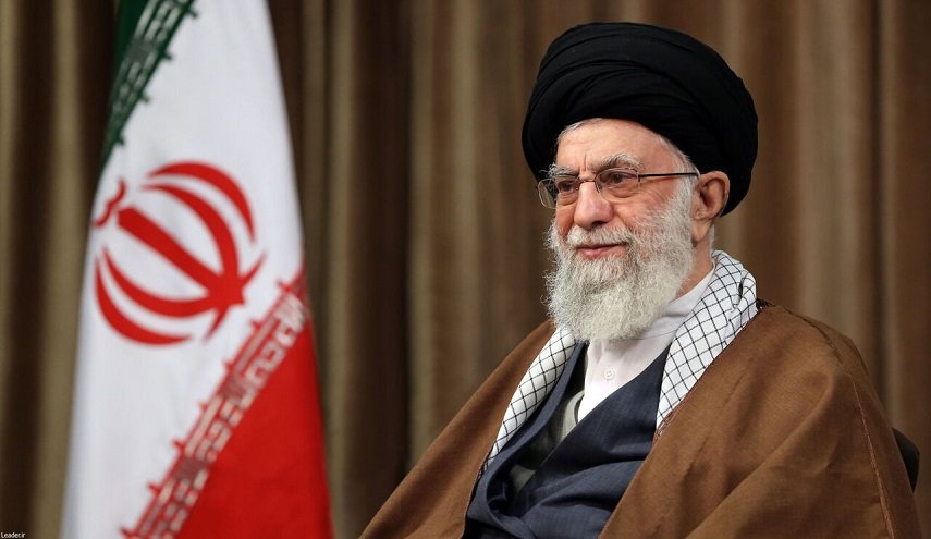 قائد الثورة الاسلامية يهنئ بالعودة المظفرة للمجموعة البحرية الايرانية 75 