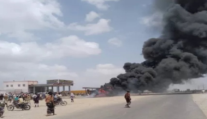 اتهامات بتورط 'الإصلاح' في انفجارات ميناء المخأ
