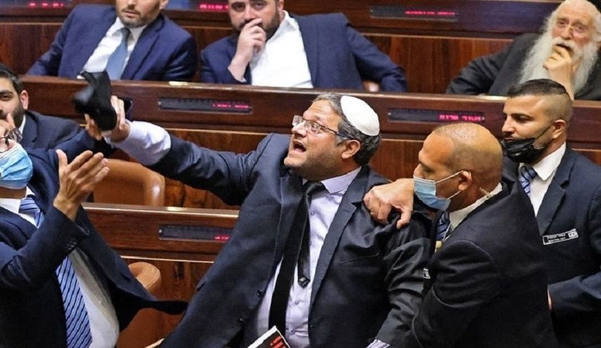 عضو في الكنيست يطالب بقتل جميع الأسرى الفلسطينيين