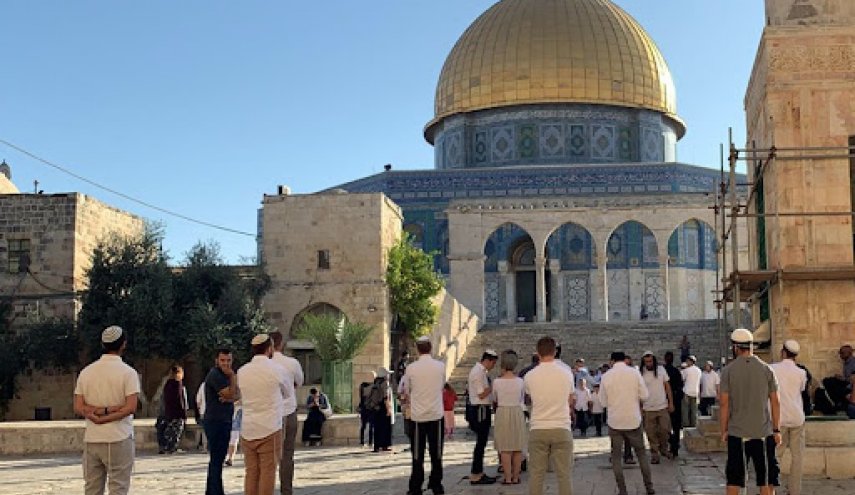 اقتحامات واعتقالات بالجملة في القدس والأقصى