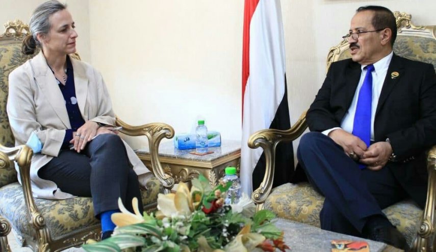وزير خارجية اليمن يلتقي مديرة مكتب المبعوث الأممي إلى بلده