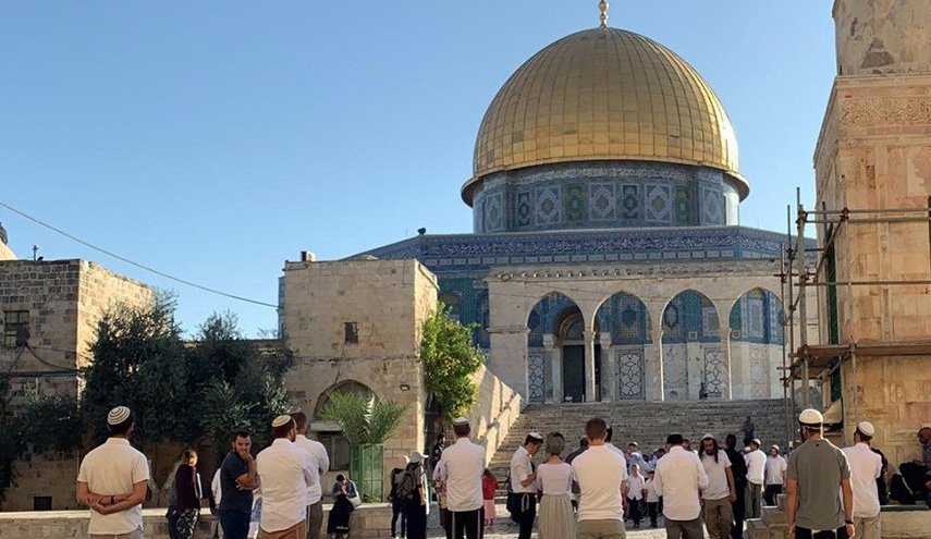 قيادي في حماس يدعو لمواجهة التغول على المسجد الأقصى وأراضي الضفة