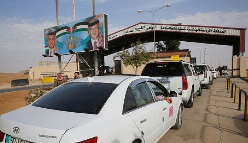 الأردن يوضح مجموعة إجراءات بعد إعادة فتح معبر جابر مع سوريا