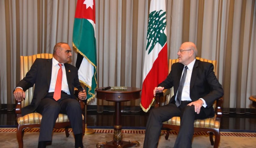 لبنان : ميقاتي يستقبل نظيره الاردني في مطار بيروت