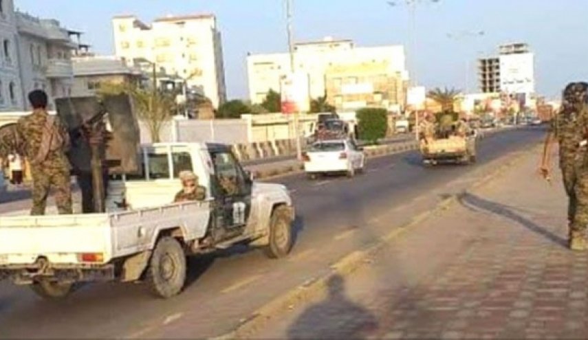 قتلى وجرحى باشتباكات بين ميليشيات إماراتية وقوات هادي في عدن