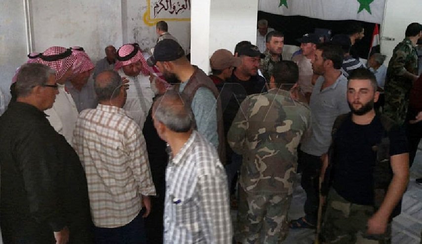 سوريا.. تسوية أوضاع العشرات من المسلحين والمطلوبين بريف درعا

