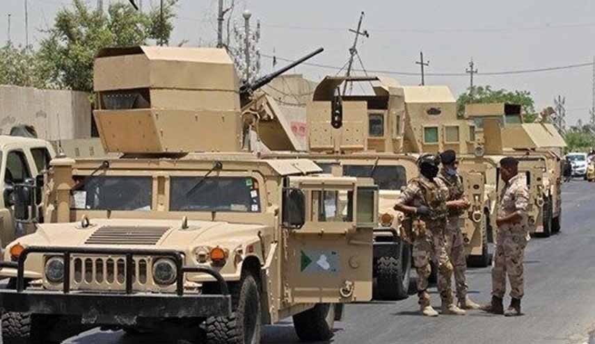 القطعات الأمنية تباشر مسك مراكز الاقتراع في العراق