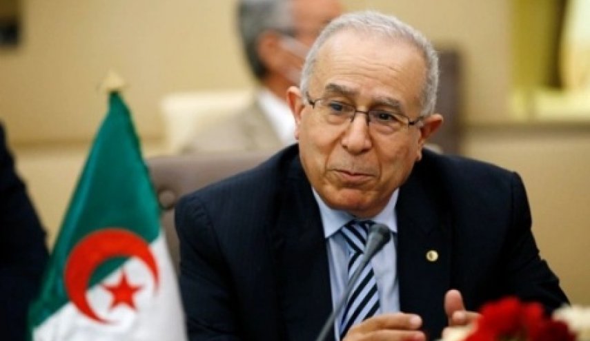 لعمامرة يتحدث عن ضرورة دبلوماسية 'يقظة واستباقية' لمواجهة التهديدات