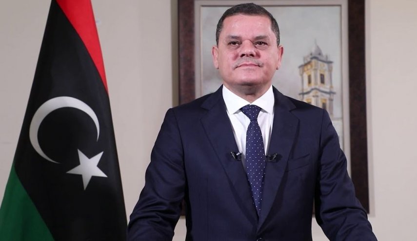 رئيس وزراء ليبيا يتهم دولا لم يسمها بالسعي لتقسيم بلاده