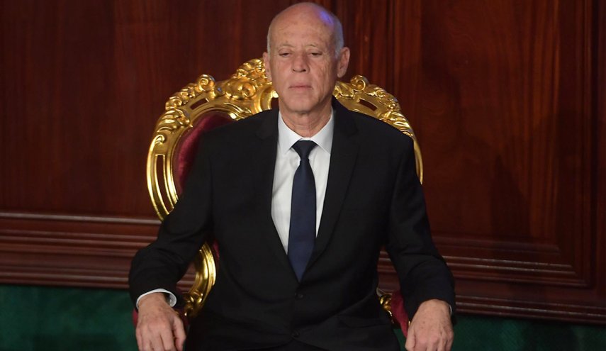 قيس سعيد: الحوار فقط مع الشعب التونسي ومع الشباب