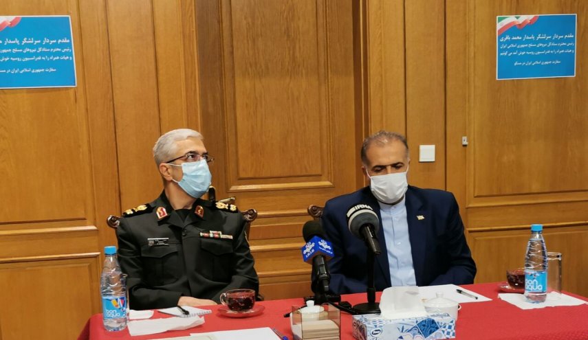 اللواء باقري : نتابع صفقة شراء المعدات الدفاعية والعسكرية مع روسيا 