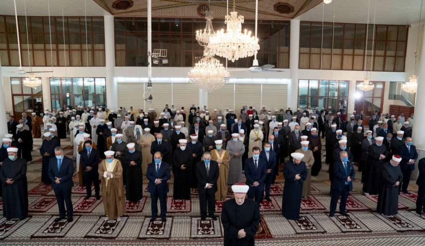 الرئیس السوری یشارك في احتفال المولد النبوي الشريف بدمشق 
