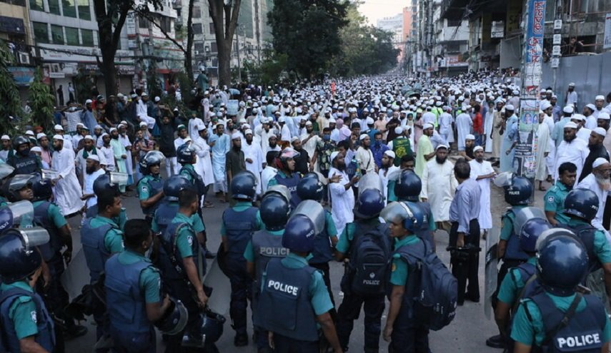 مقتل شخصين في باكستان خلال مواجهات بين متظاهرين والشرطة