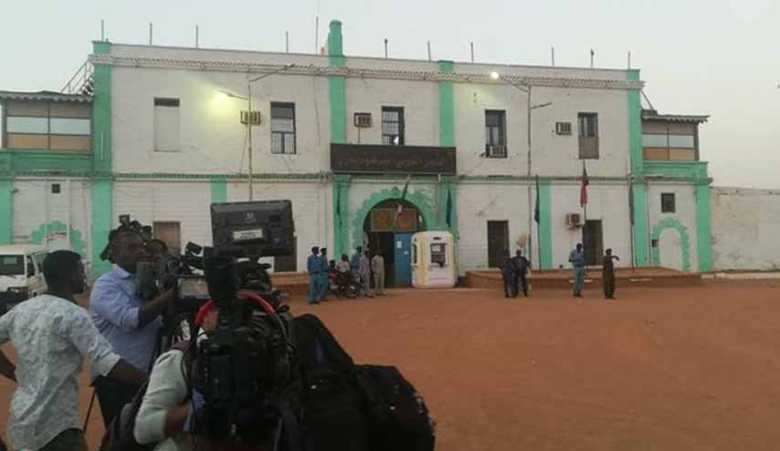 الجيش السوداني يفرض اجراءات امنية مشددة في محيط سجن كوبر