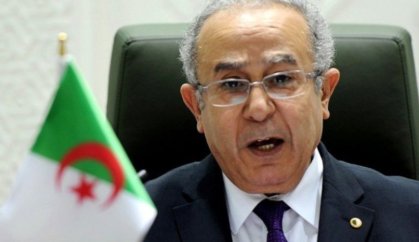 وزير خارجية الجزائر يناقش علاقات بلاده الدبلوماسية مع دول..منها مع إيران