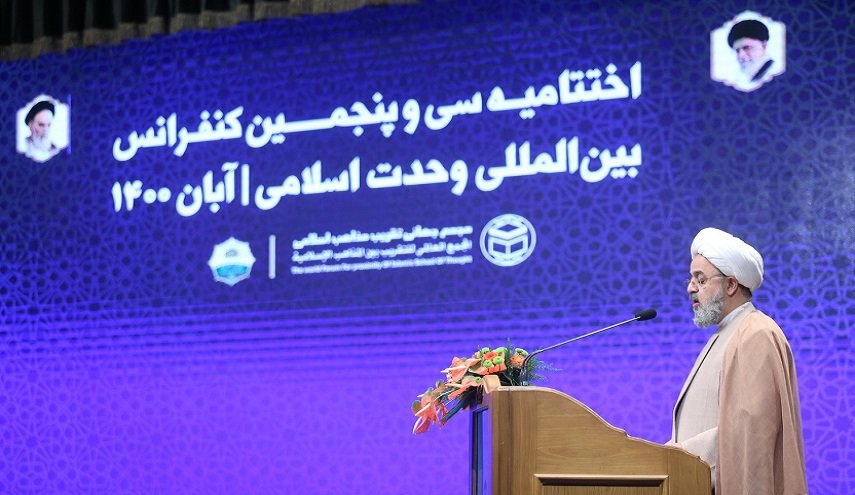 مجمع التقريب: الاستكبار يعمل باستمرار على بث الفرقة لتبرير تواجده  