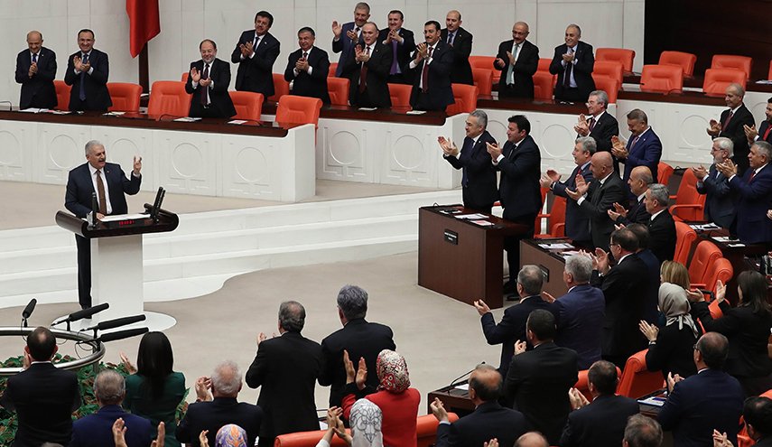 البرلمان التركي يمدد عمل قوات بلاده بسوريا والعراق لعامين