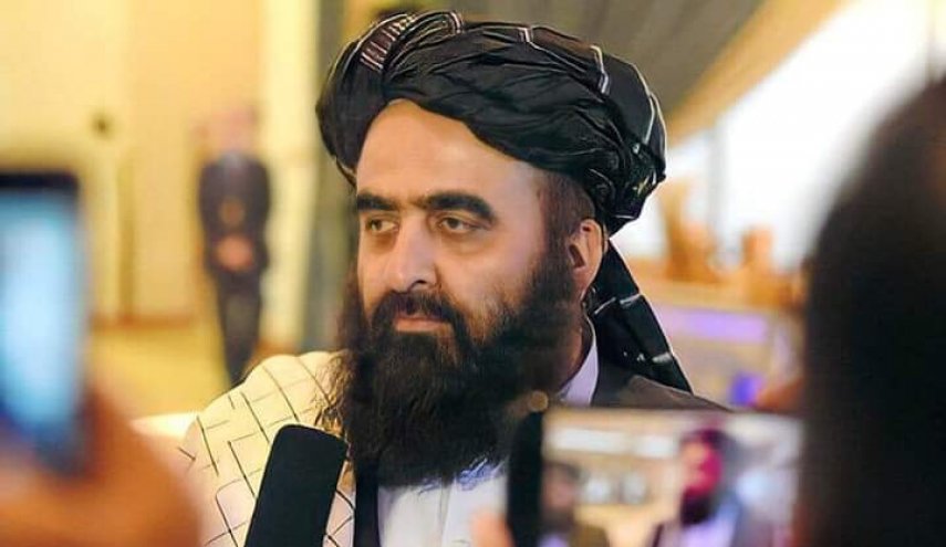 سفير اليابان لأفغانستان يلتقي بوزير خارجية حكومة طالبان