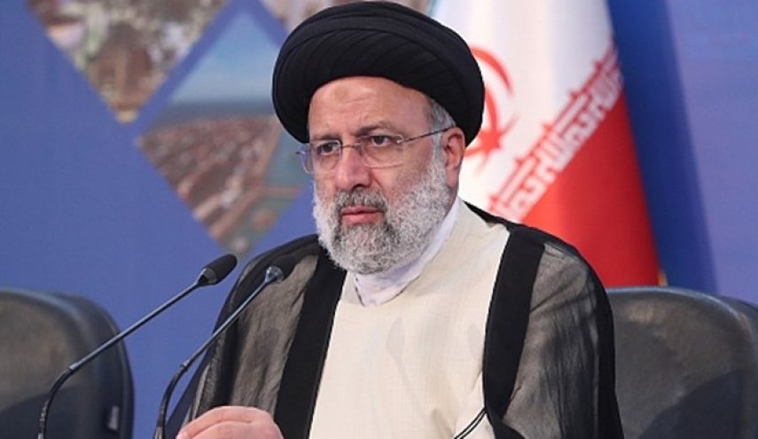 آیت‌الله رئیسی: سخنگوی اقتصادی دولت درباره نوسانات بورس به مردم توضیح دهد/ علما و مراجع خیرخواه کشور هستند