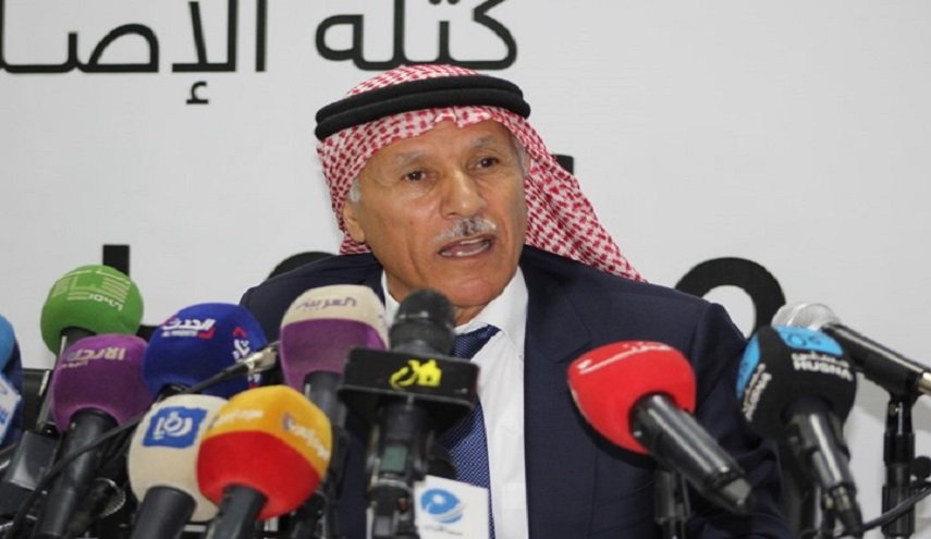 نائب أردني يعترض على التعاون مع الصهاينة ولكن بطريقة توجيه الأسئلة