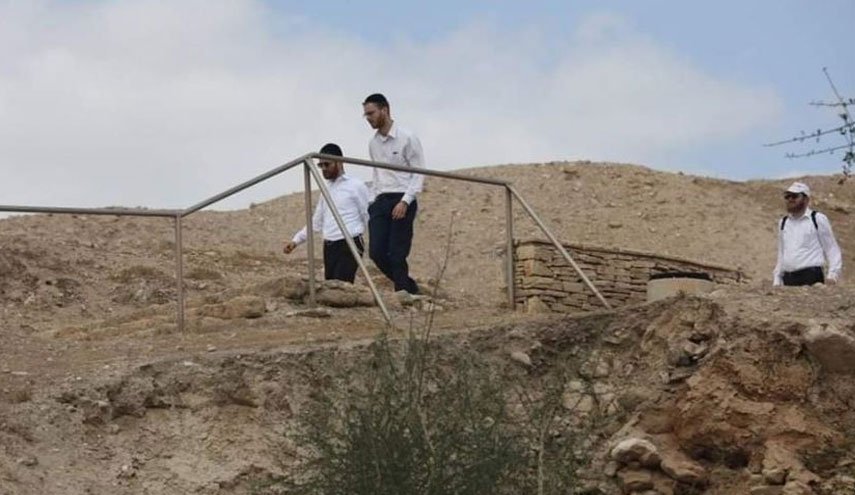 3 إصابات بهجوم لمستوطنين على قرية 'بورين' في نابلس