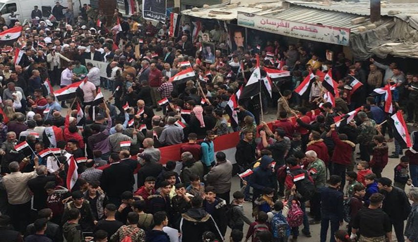 وقفة احتجاجية لأهالي تل رفعت رفضا للاحتلال التركي (صور)