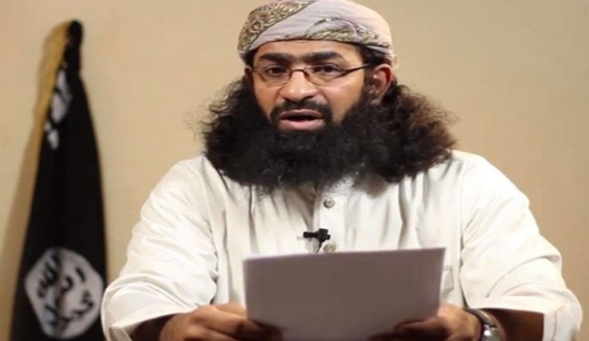 القاعدة تعترف بالقتال المباشر ضد أنصارالله في اليمن 