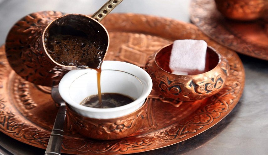 لا تشرب القهوة على الريق.. والسبب لن تتخیله!
