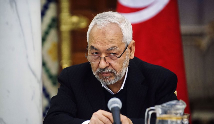 الغنوشي: قرارات سعيد قد تكون بداية لحكم عسكري مقنع